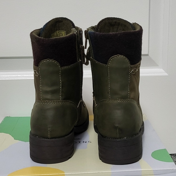 Earth Origins Boots - Picture 4 of 9